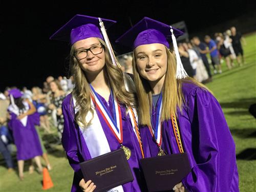 graduates 
