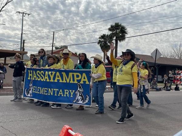 Hassayampa 5th Graders in the Gold Rush Parade 2023
